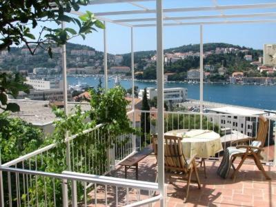 Apartment Kaja 2 *